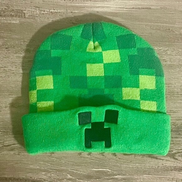 Minecraft Creeper Beanie by J!NX - Picture 1 of 8